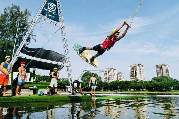 Five Crazy Activities In Singapore